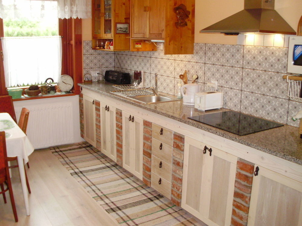 Bed and Breakfast Privat Henry Ліптовський Мікулаш Екстер'єр фото