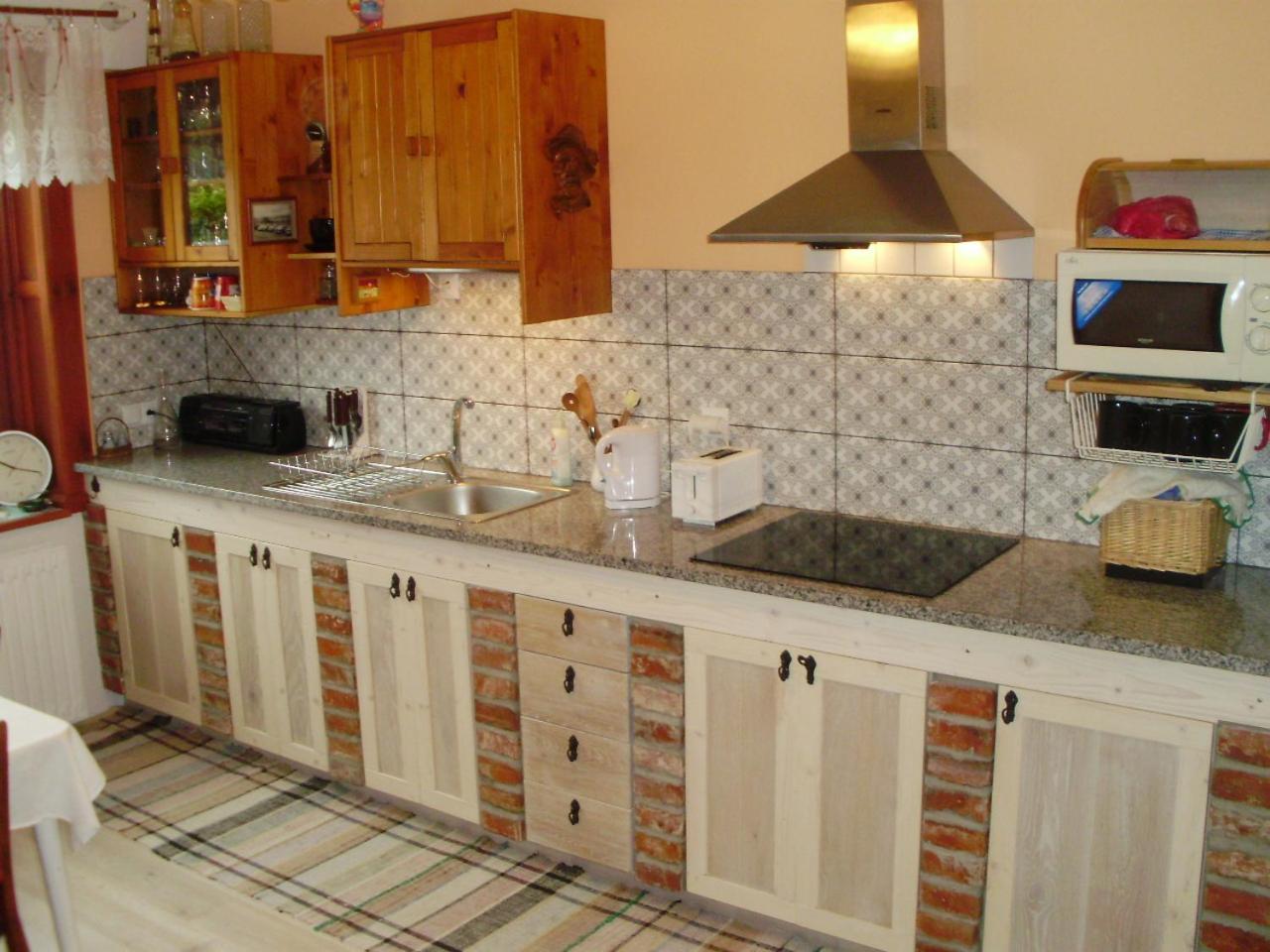 Bed and Breakfast Privat Henry Ліптовський Мікулаш Екстер'єр фото